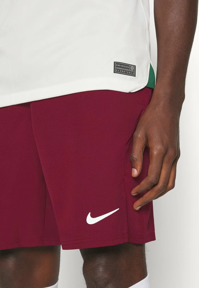 Nike Performance VICTORY SHORT - Sports Shorts - Dark Beetroot/white 5 Nike Performance VICTORY SHORT - Sports Shorts - Dark Beetroot/white - Image 5