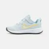 Nike Performance REVOLUTION 6 UNISEX - Neutral Running Shoes - Aura/multi-color/worn Blue/university Gold