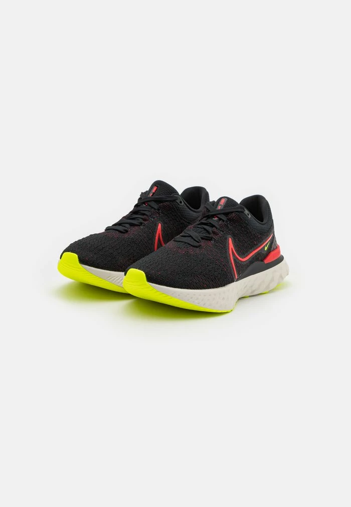 Nike Performance REACT INFINITY RUN - Neutral Running Shoes - Black/siren Red/team Red/volt/phantom 2 Nike Performance REACT INFINITY RUN - Neutral Running Shoes - Black/siren Red/team Red/volt/phantom - Image 2