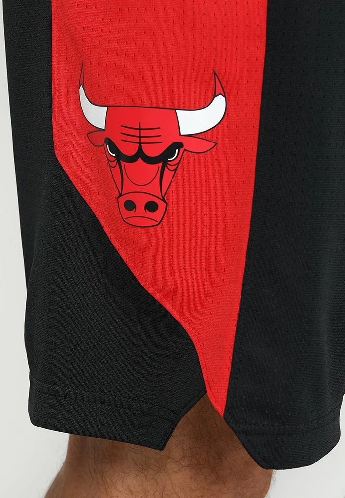 Nike Performance CHICAGO BULLS NBA SHORT - Sports Shorts - Black/university Red/white 5 Nike Performance CHICAGO BULLS NBA SHORT - Sports Shorts - Black/university Red/white - Image 5