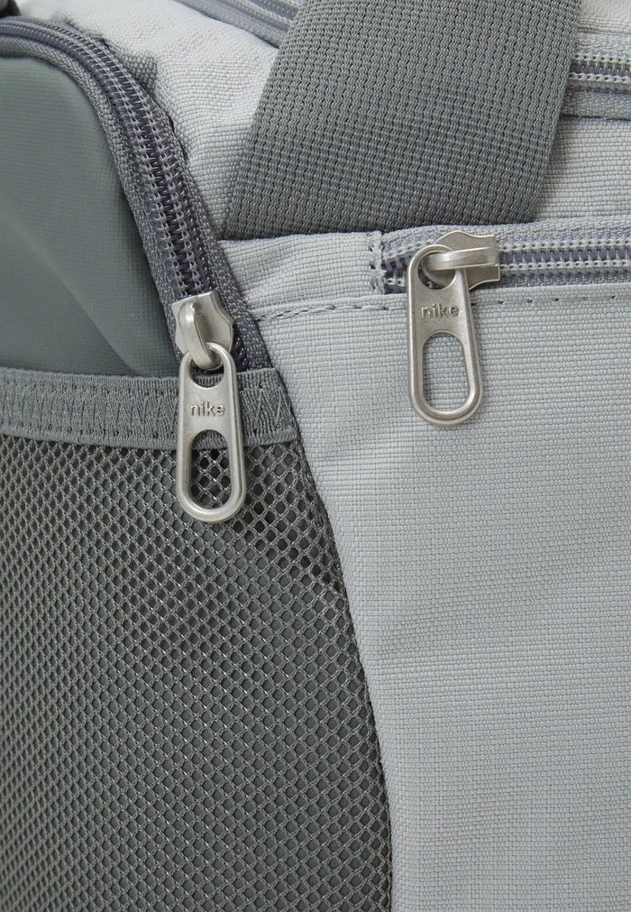 Nike Performance DUFF UNISEX - Sports Bag - Smoke Grey/smoke Grey/orange Trance 4 Nike Performance DUFF UNISEX - Sports Bag - Smoke Grey/smoke Grey/orange Trance - Image 4