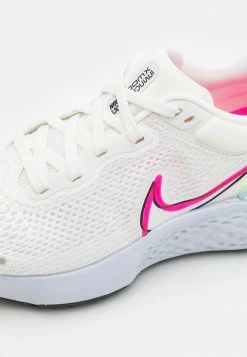 Nike Performance ZOOMX INVINCIBLE RUN - Neutral Running Shoes - Phantom/black/football Grey/volt/pollen/pink Blast 11 Nike Performance ZOOMX INVINCIBLE RUN - Neutral Running Shoes - Phantom/black/football Grey/volt/pollen/pink Blast -Nike Performance store f34b6e9c1bcb4acfada56f39a932439c