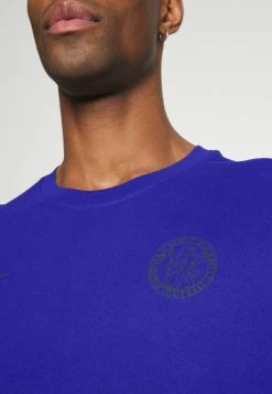 Nike Performance CHEALSEA LONDON M VOICE TEE - Club Wear - Rush Blue -Nike Performance store f451d802f9e143da8bcfc3ccacfd188e