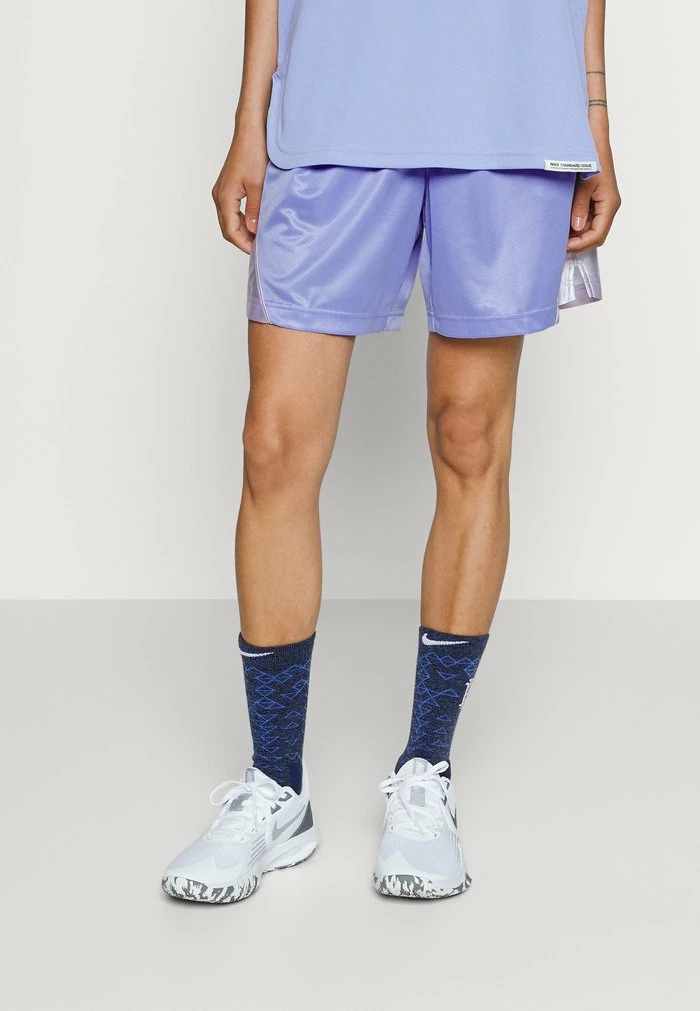 Nike Performance ISOFLY SHORT - Sports Shorts - Lilac 1 Nike Performance ISOFLY SHORT - Sports Shorts - Lilac