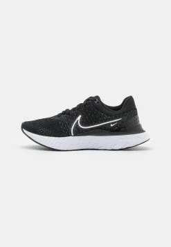 Nike Performance REACT INFINITY RUN 3 - Neutral Running Shoes - Black/white