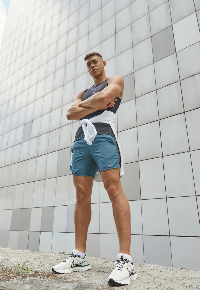 Nike Performance REACT INFINITY RUN - Neutral Running Shoes - Phantom/black/light Bone/sail/mint Foam 3 Nike Performance REACT INFINITY RUN - Neutral Running Shoes - Phantom/black/light Bone/sail/mint Foam - Image 3